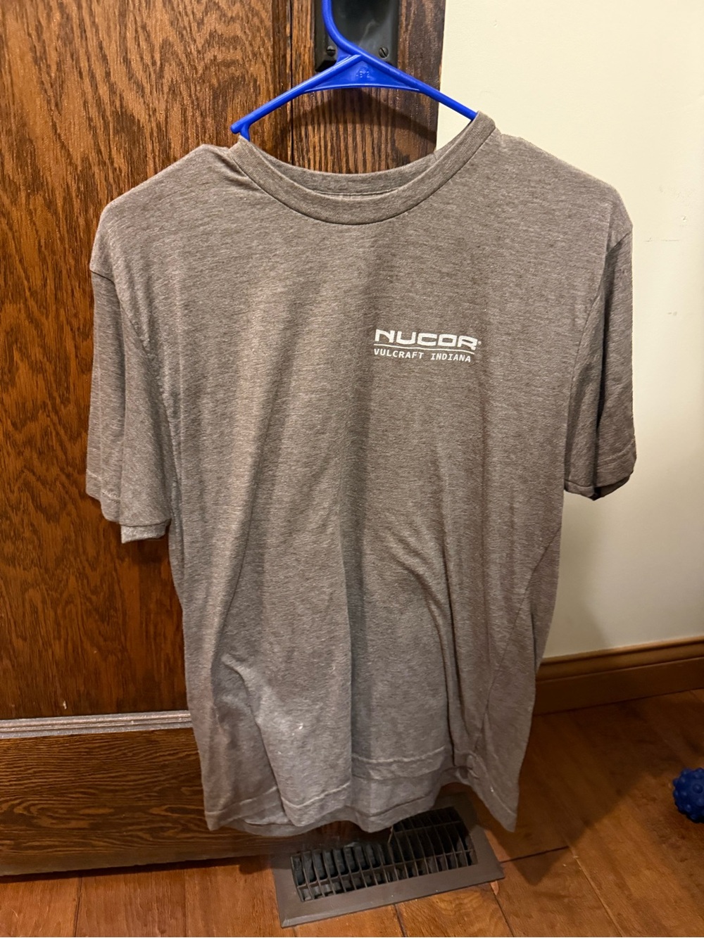 Gray Nucor Logo Short Sleeve Men's T-Shirt
